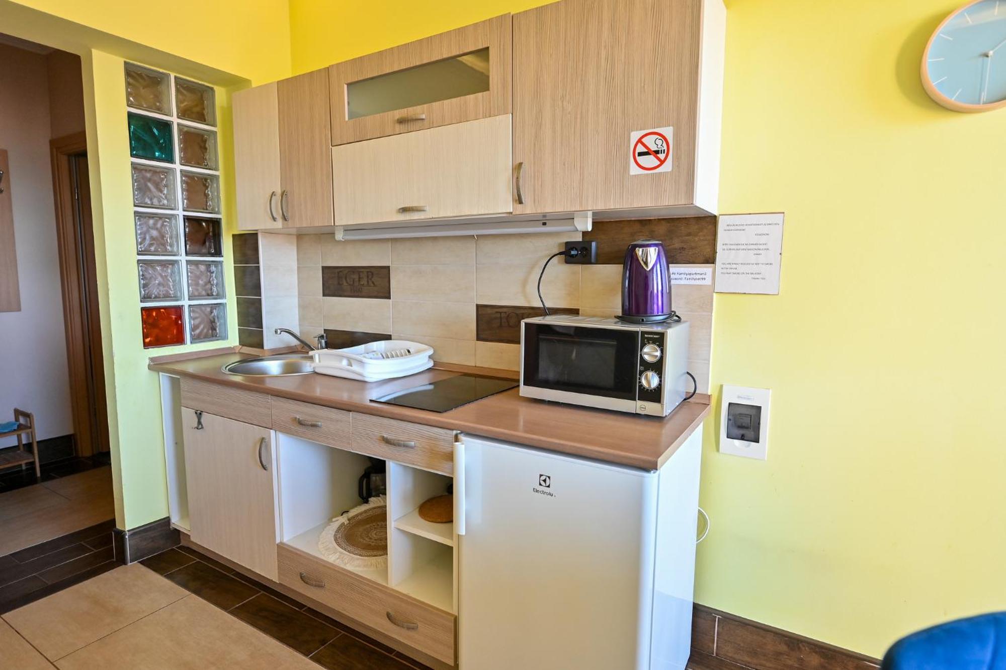 Bellavista 1 Apartman Eger Eksteriør billede