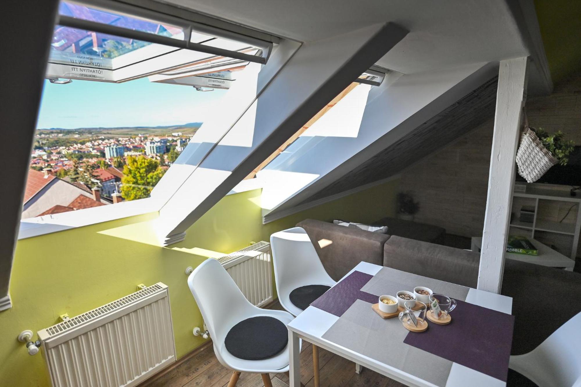 Bellavista 1 Apartman Eger Eksteriør billede