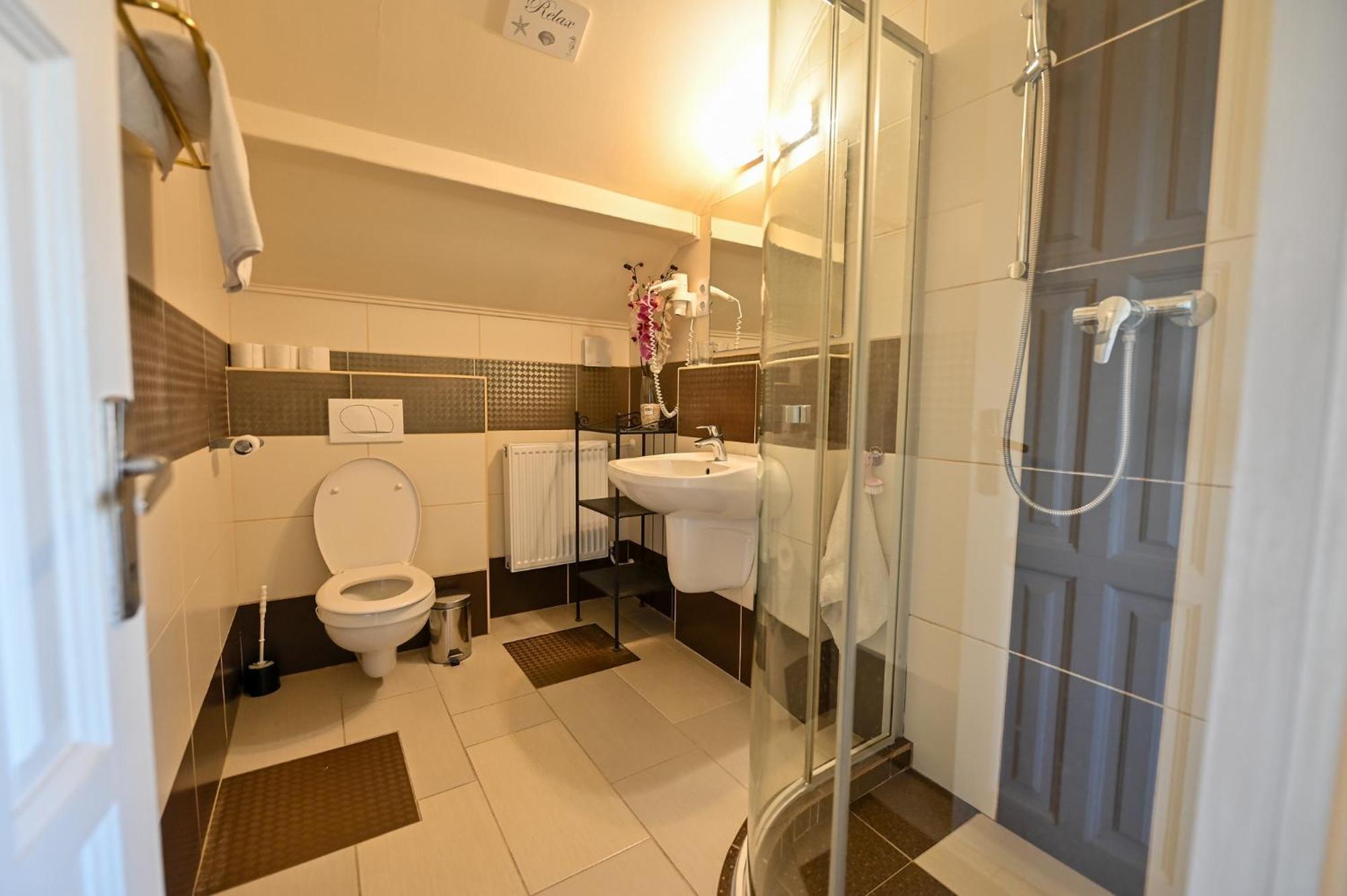 Bellavista 1 Apartman Eger Eksteriør billede