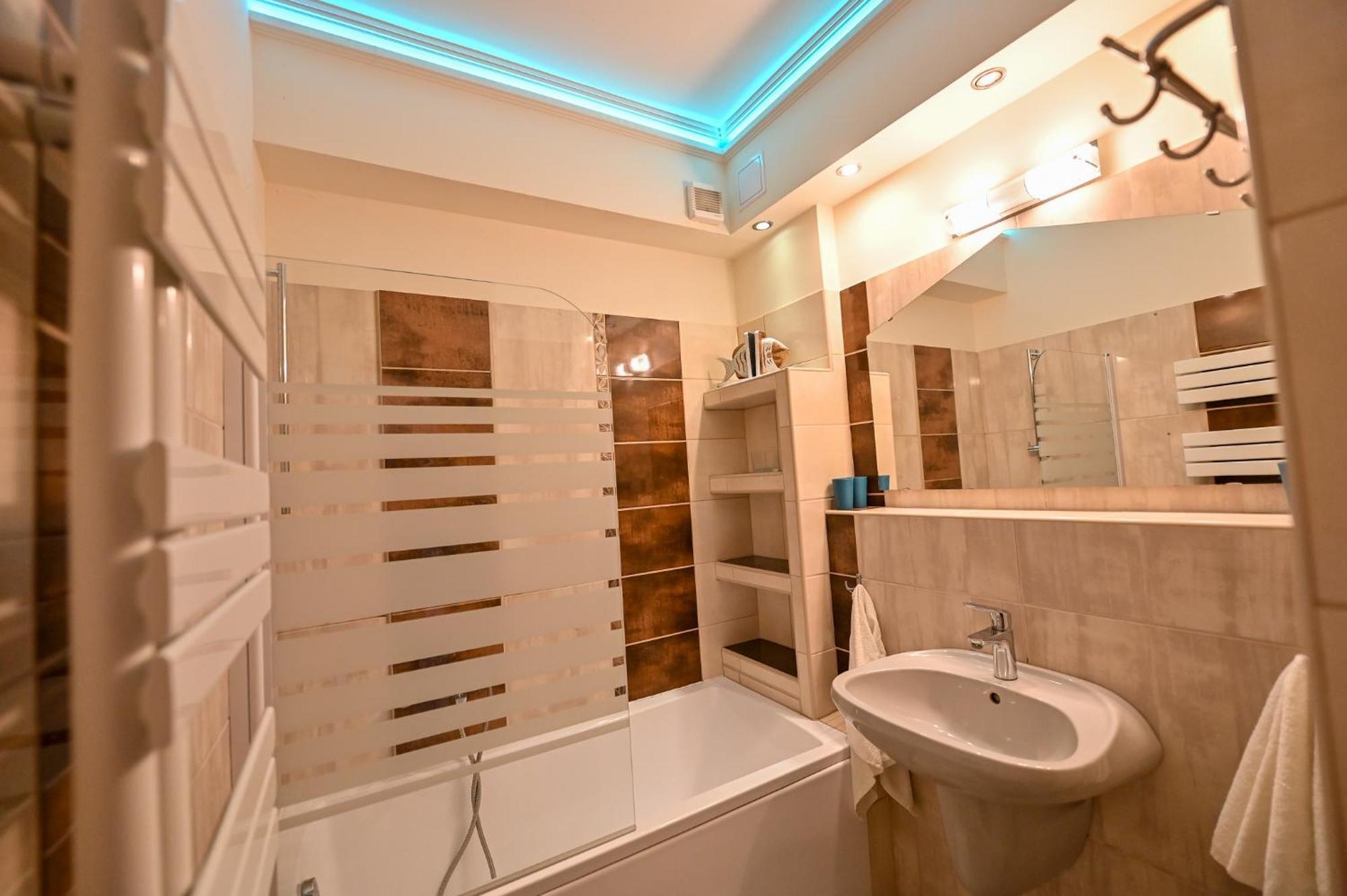 Bellavista 1 Apartman Eger Eksteriør billede