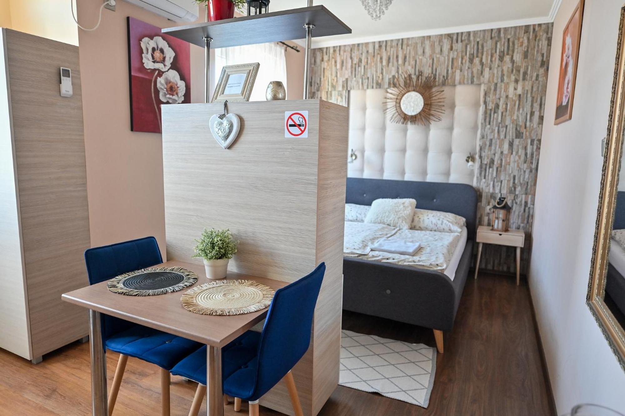 Bellavista 1 Apartman Eger Eksteriør billede