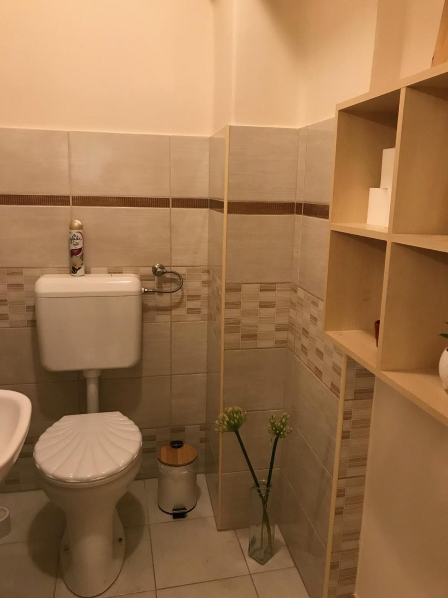 Bellavista 1 Apartman Eger Eksteriør billede