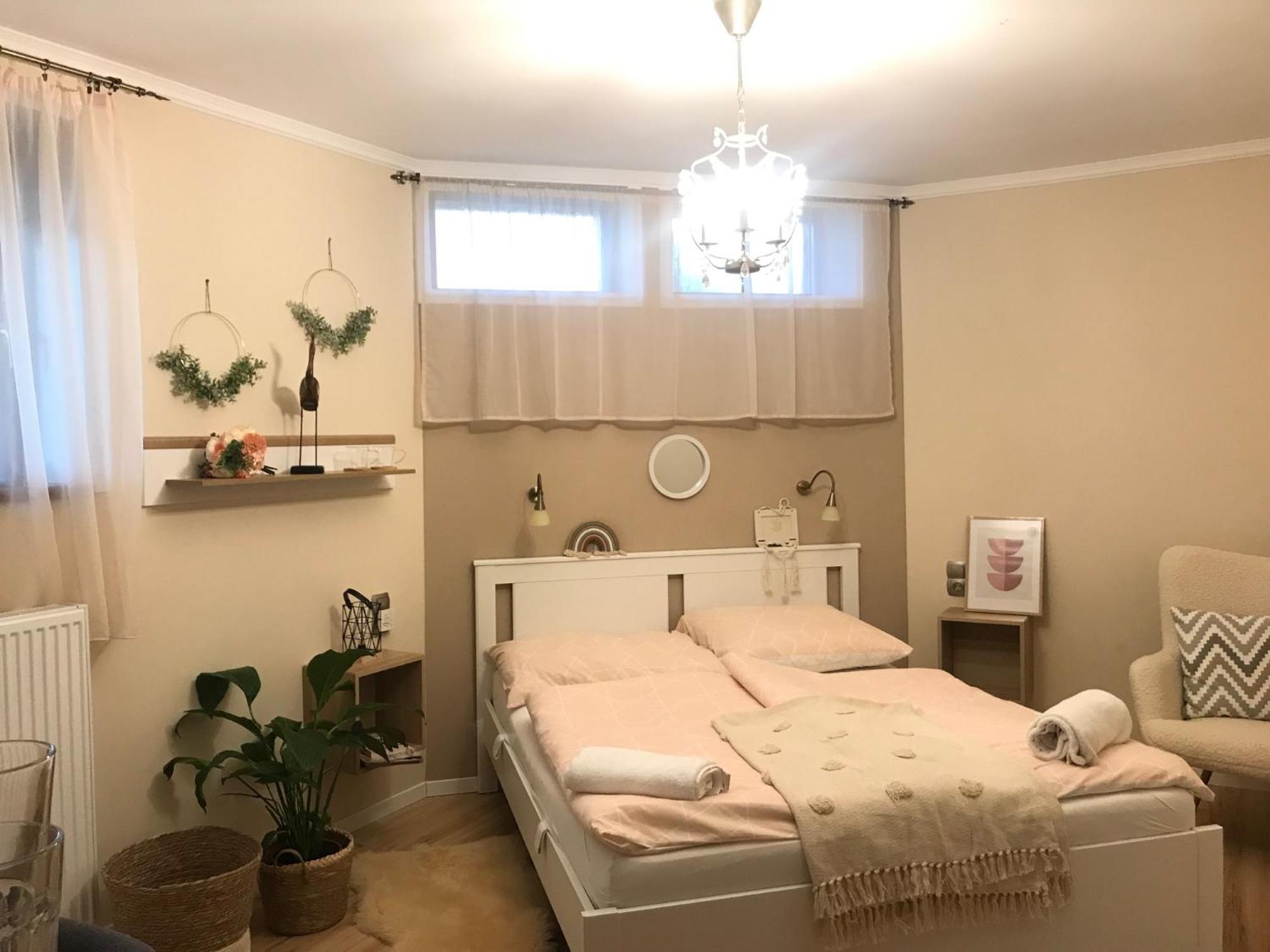 Bellavista 1 Apartman Eger Eksteriør billede